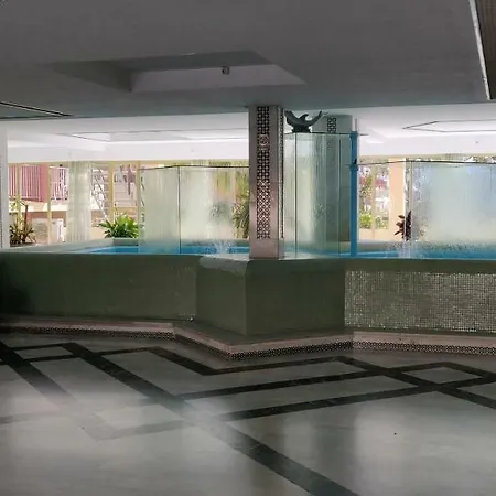 Appartamento Luxury Suites Minerva - Terraza con Vistas al Mediterráneo *